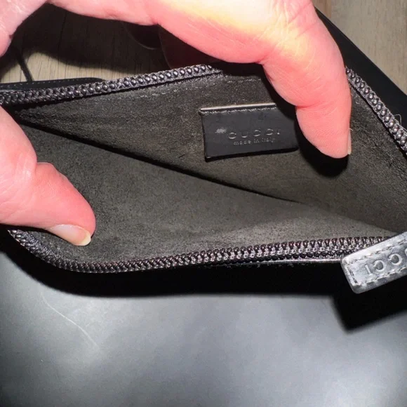 ‼️SOLD‼️Tom Ford Era Gucci Handbag with Attached Wallet, Gucci G Logo Buckle - Picture 8 of 16